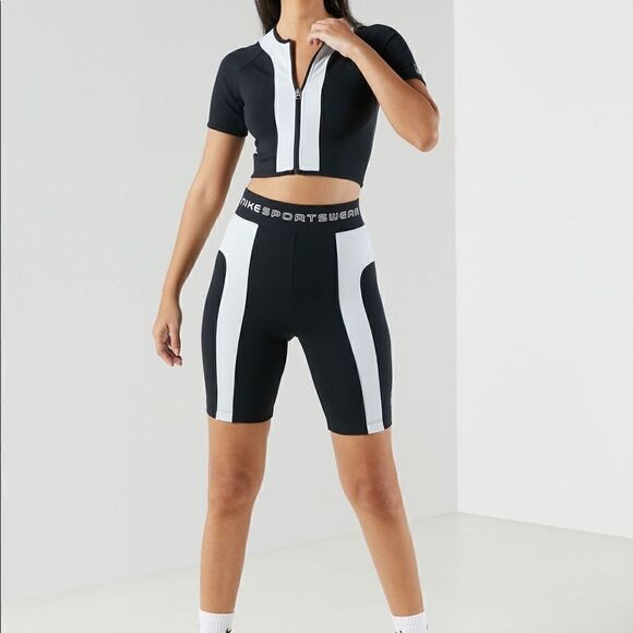 Nike Sportswear NSW Street Bike Compression Shorts Tights Black White Women's S - Picture 8 of 13
